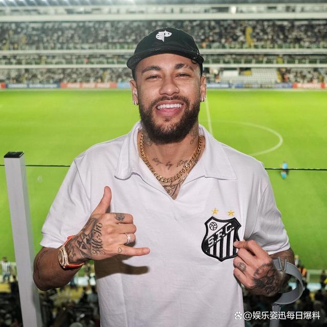 九游-内马尔重返赛场，大比分获胜首场状态出色，IG观众沸腾！比赛高潮迭起的简单介绍