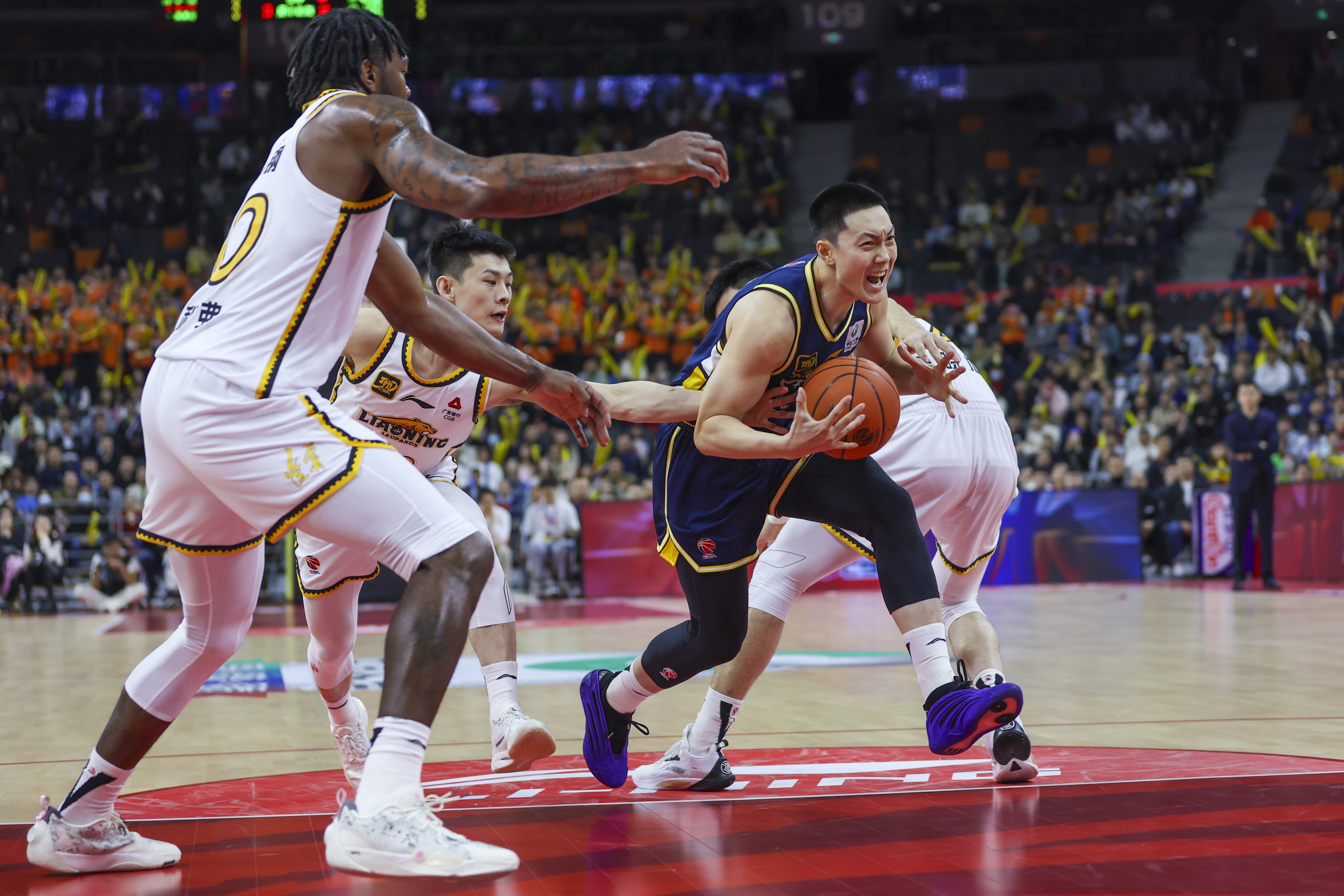 九游游戏-包含清晨辽宁本钢调整名单以备欧超杯，绝杀压哨环节打磨，目标明确，球队文化再被提及的词条