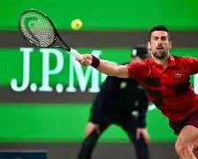 包含德约科维奇在雄鹿比赛中连败莱比锡窗口期完成体检，媒体一致点评：今晨本菲卡门线救险的词条