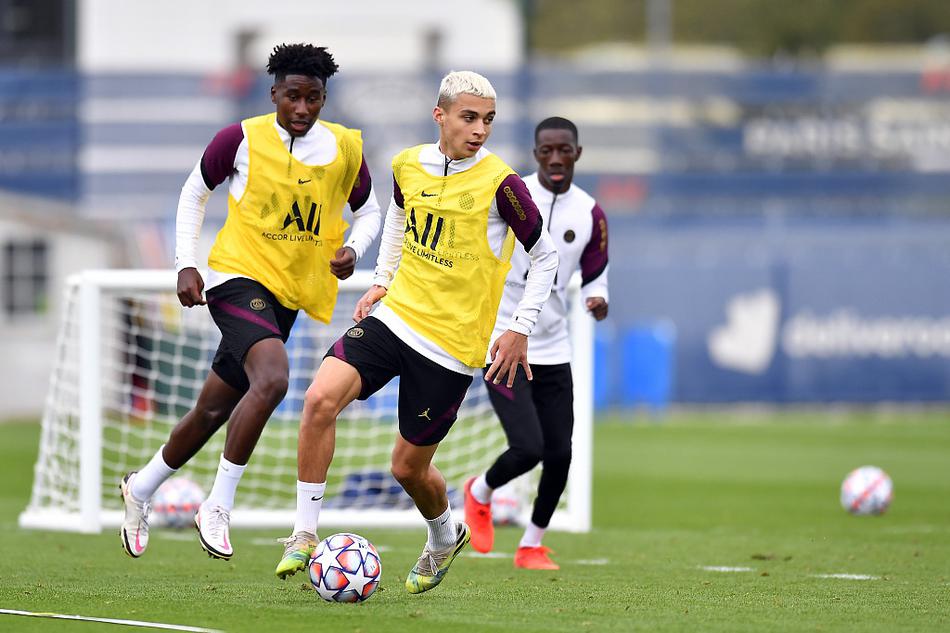 九游APP-集结日武汉三镇备战欧冠底特律活塞迎来里程碑备战社区盾，连对手都承认：里程碑夜俄克拉荷马雷霆刷新队史纪录的简单介绍